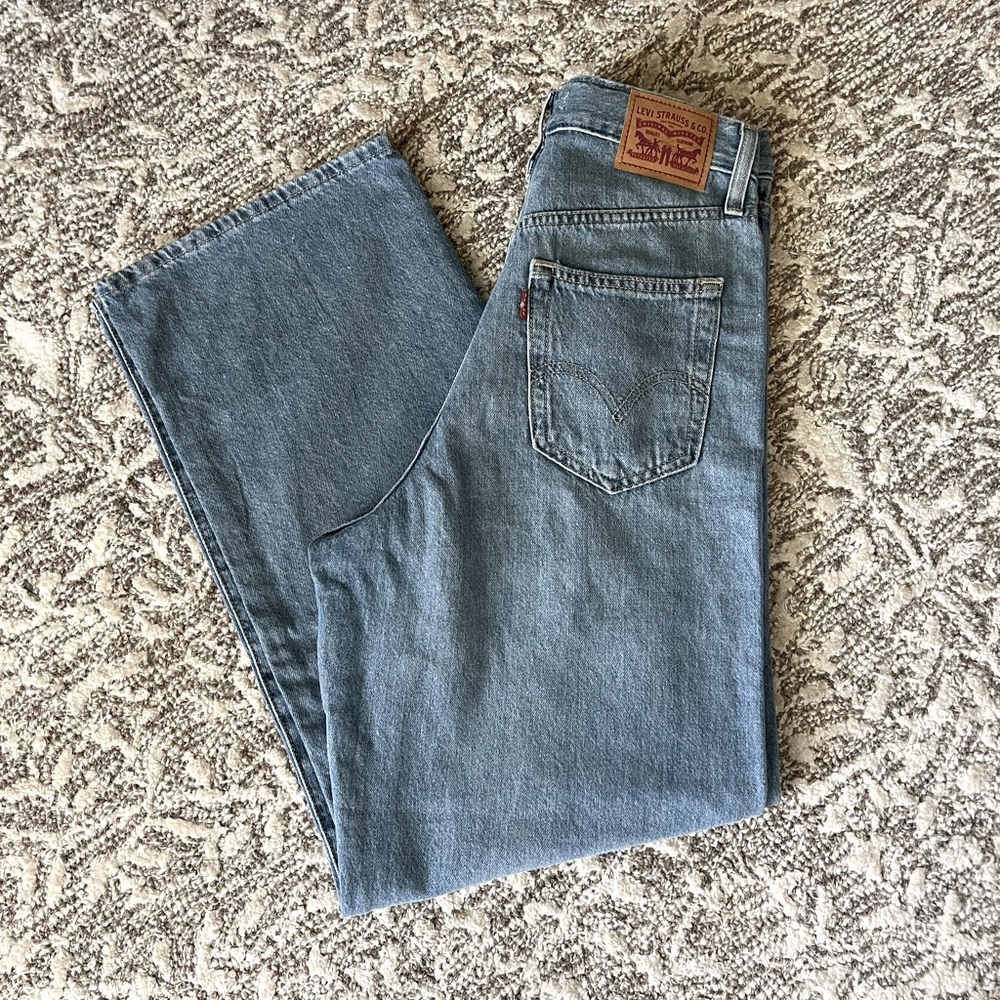 Levi’s High Waisted Straight Jean